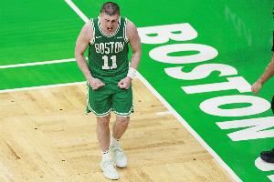 状态不俗!普理查德5记三分拿下24分6板9助 正负值+42